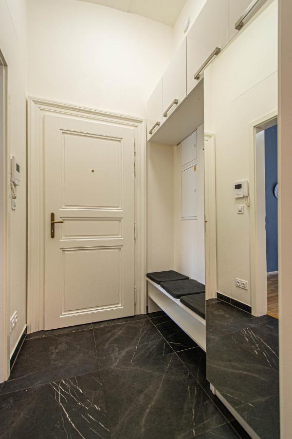 Stylish Apartment In Prague Best Gastronomic Area Zewnętrze zdjęcie